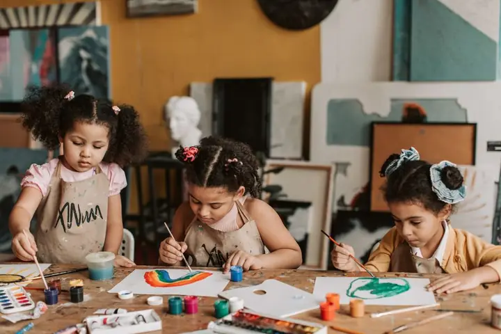 children art class painting