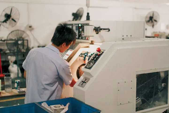 electrode manufacturing machine